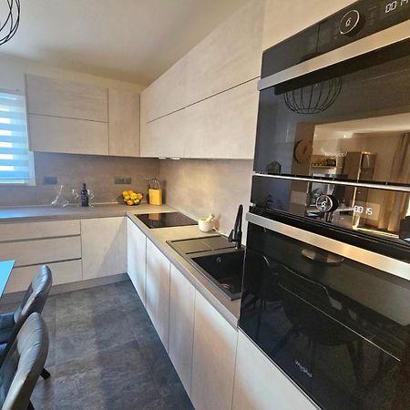 Apartment Paula Ядраново Екстер'єр фото