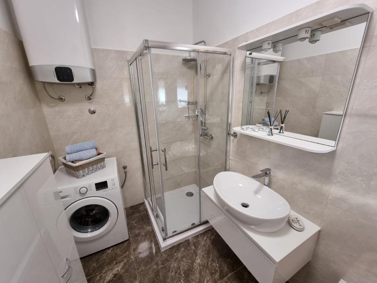 Apartment Paula Ядраново Екстер'єр фото