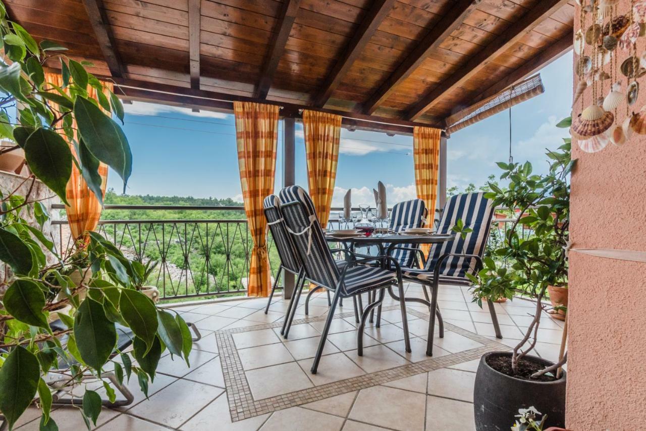 Apartment Paula Ядраново Екстер'єр фото